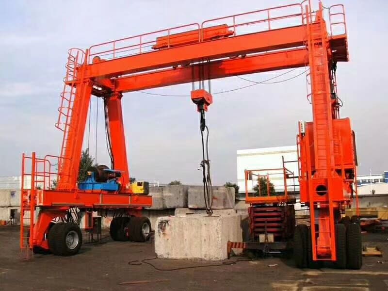 SEVENCRANE-Rubber Tyred Gantry Crane 2