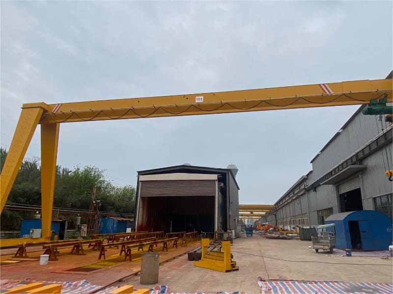 Semi gantry crane 1