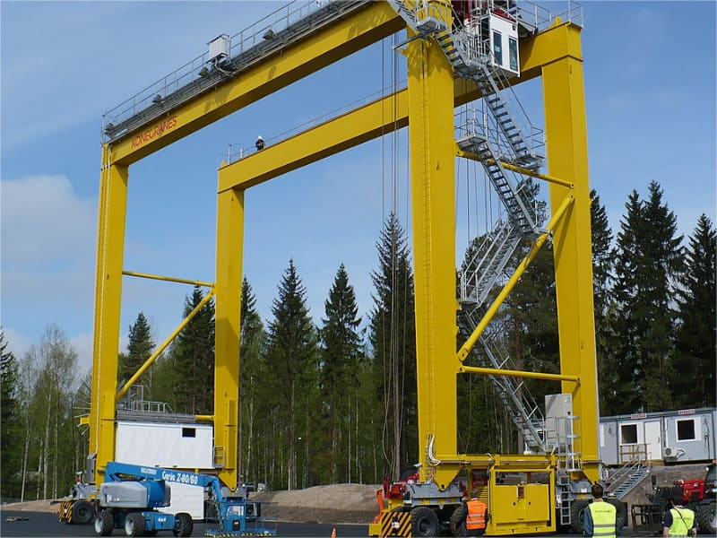 Bakwai-roba mai tayoyin gantry crane 2